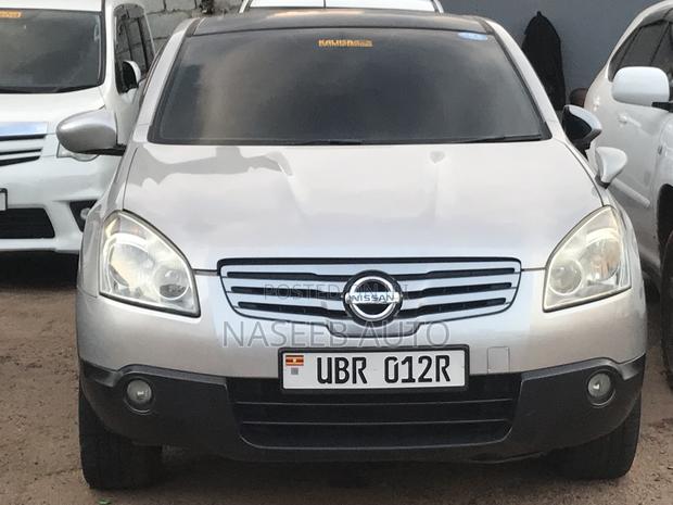 Nissan Dualis 2011 Silver