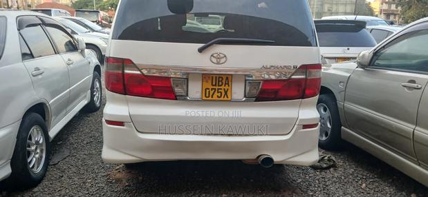 Toyota Alphard 2005 Silver