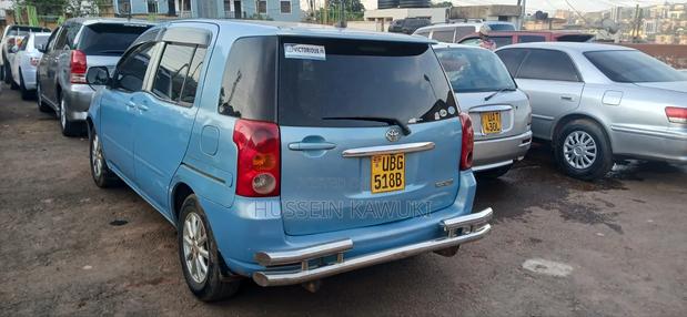 Toyota Raum 2007 Blue