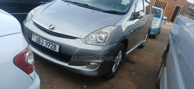 Toyota Wish 2007 Gray