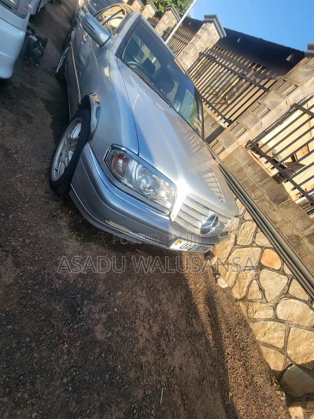 Mercedes-Benz C200 2007 Silver