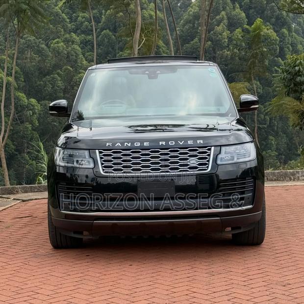 Land Rover Range Rover Vogue 2019 Black