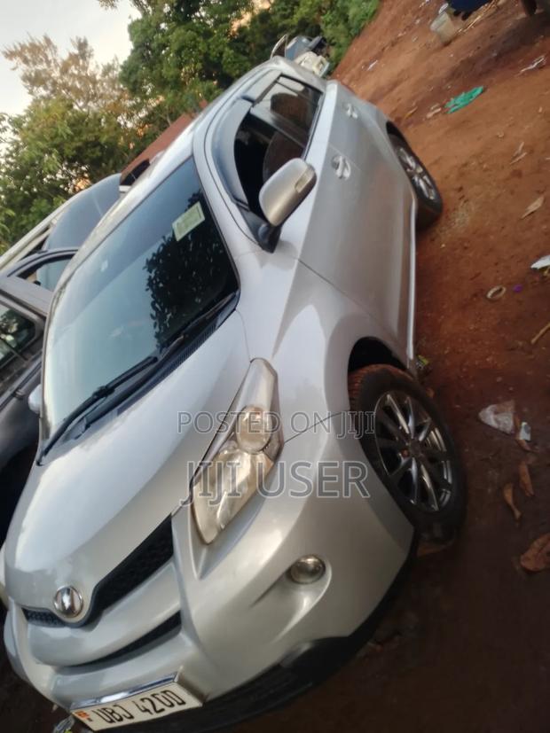 Toyota IST 2008 Silver