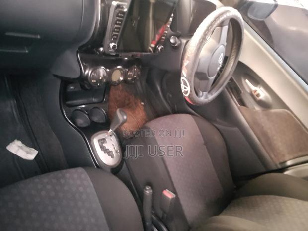 Toyota IST 2008 Silver