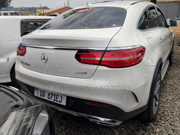 Mercedes-Benz GLE-Class GLE 350d 4MATIC 2018 White
