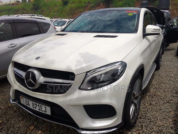 Mercedes-Benz GLE-Class GLE 350d 4MATIC 2018 White