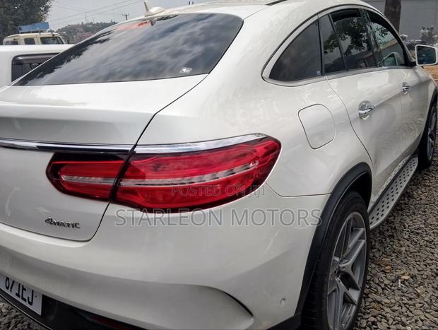 Mercedes-Benz GLE-Class GLE 350d 4MATIC 2018 White