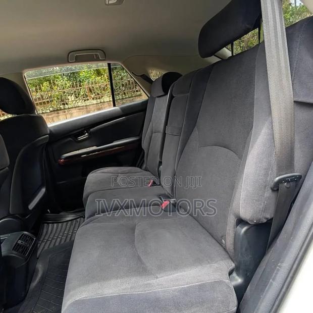 Toyota Harrier 2.4 2011 White