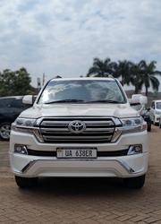 Toyota Land Cruiser 4.5 V8 TD 2017 White for sale