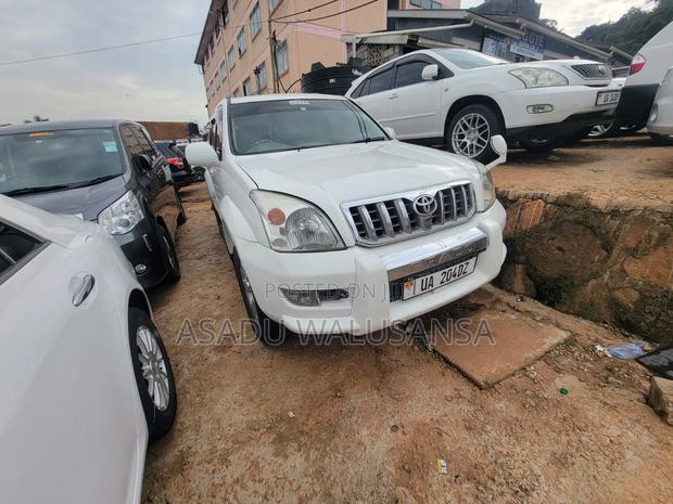 Toyota Land Cruiser Prado 2013 White