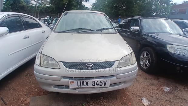 Toyota Corolla Spacio 2003 Silver