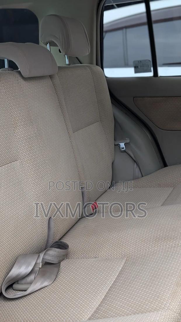 Toyota Raum 1.5 AWD 2008 White
