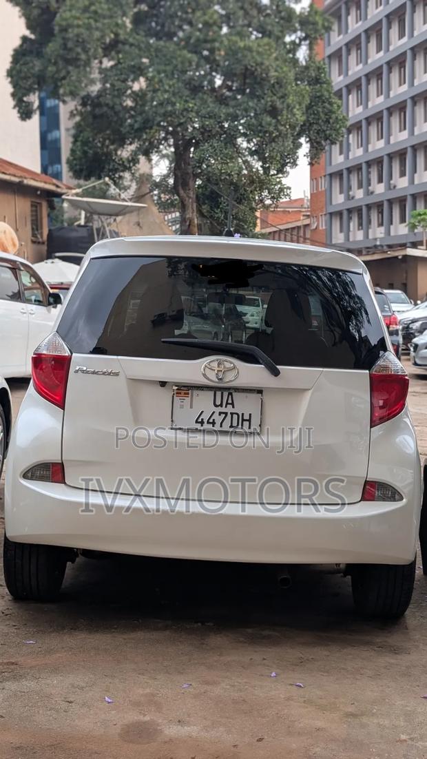 Toyota Ractis 1.5 AWD 2011 White