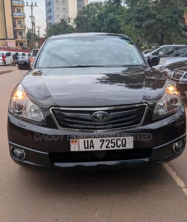 Subaru Outback 2.5i 2012 Black
