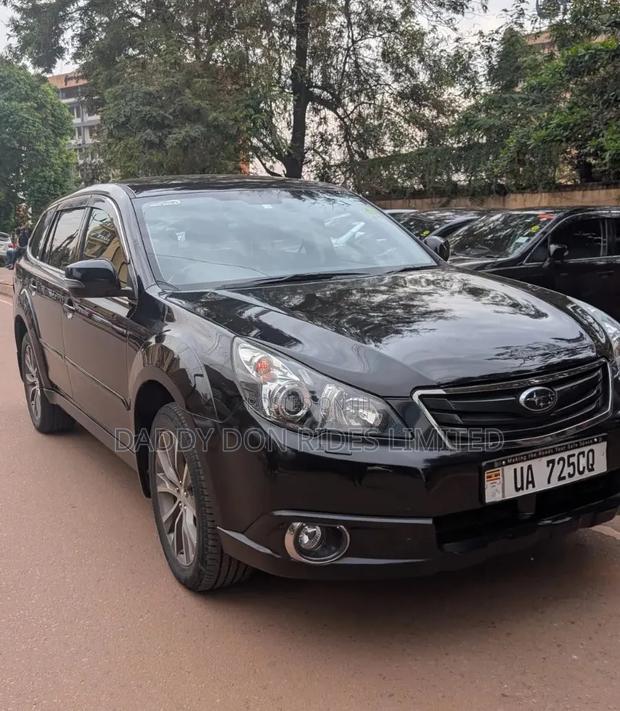 Subaru Outback 2.5i 2012 Black