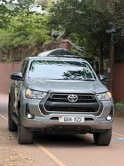 Toyota Hilux 2022 Silver for sale