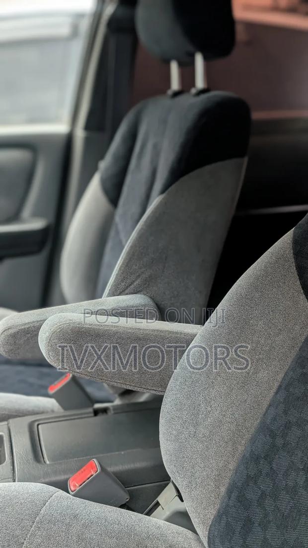Toyota Harrier 2.2 16V 2000 Silver