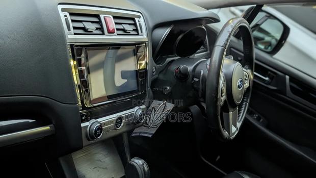 Subaru Outback 2.5i AWD 2016 Gold