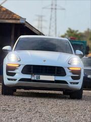 Porsche Macan Turbo 2018 White for sale