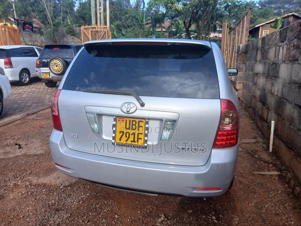 Toyota Corolla Fielder 2006 Silver