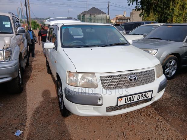 Toyota Succeed 2011 White