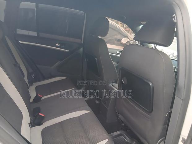 Volkswagen Tiguan 2010 White