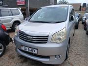 Toyota Noah 2011 Silver for sale