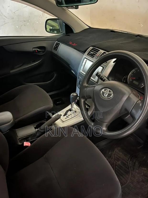 Toyota Corolla Fielder 1.5 Petrol FWD 2010 Silver