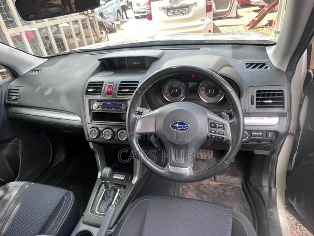 Subaru Forester 2.0D X 2012 White