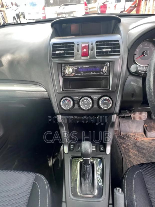 Subaru Forester 2.0D X 2012 White