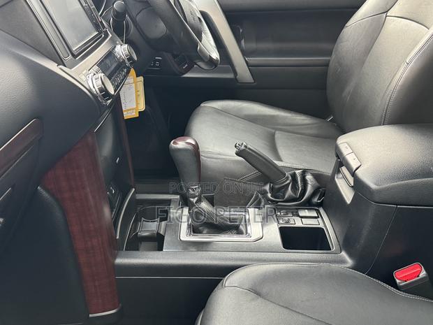 Toyota Hilux 2018 Gray