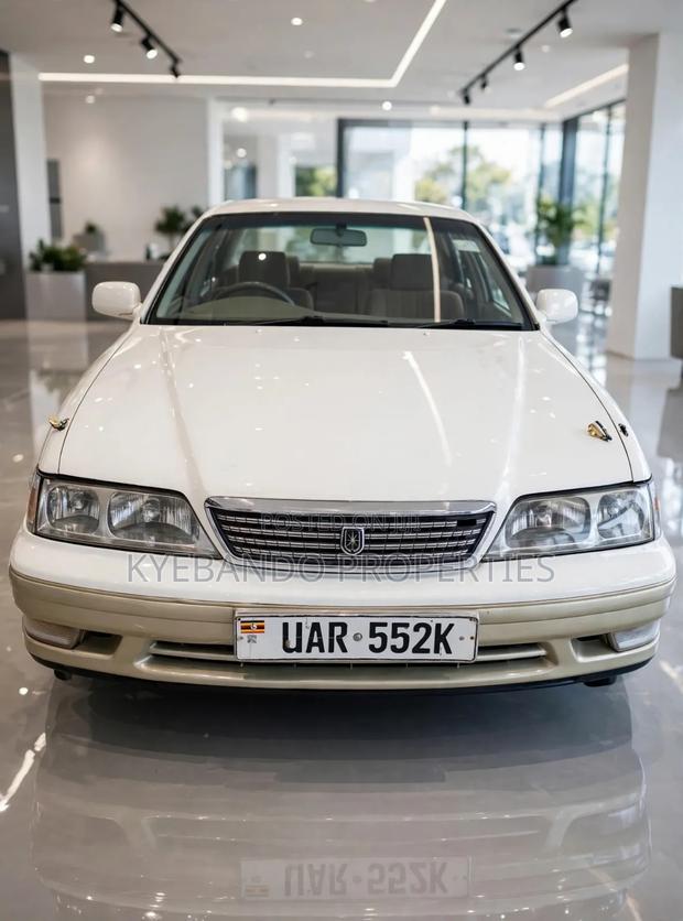 Toyota Mark II 2.0 AWD 2000 White