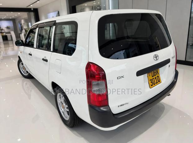Toyota Probox 1.5 DX 2WD 2009 White