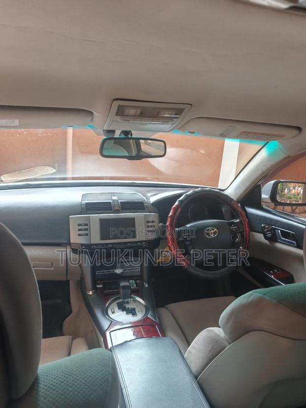 Toyota Mark X 2005 Silver