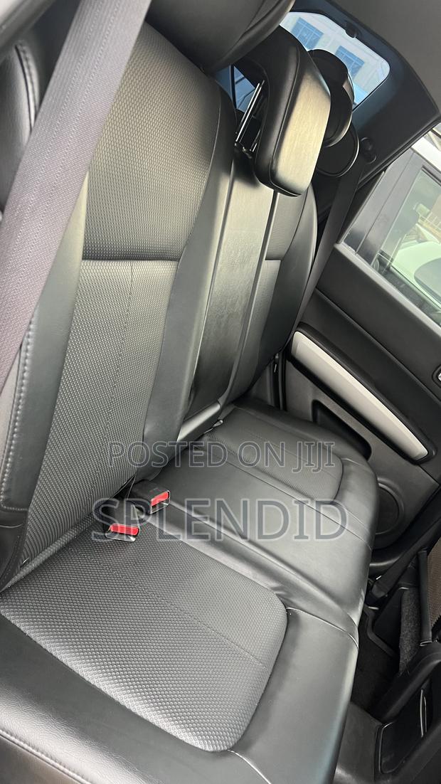 Nissan X-Trail 2011 Gray