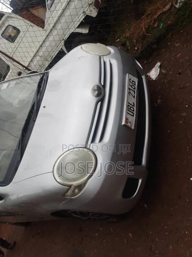Toyota Sienta 2007 Silver
