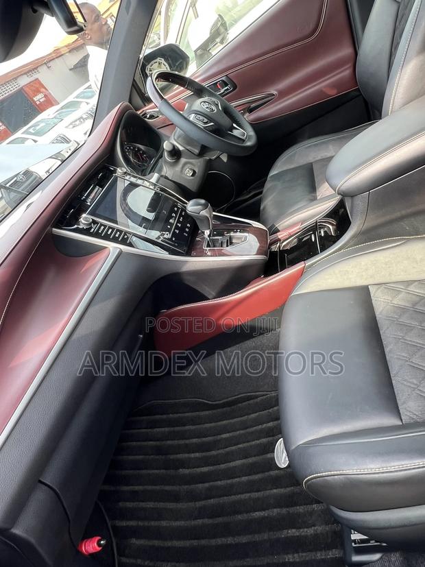 Toyota Harrier 2015 Silver