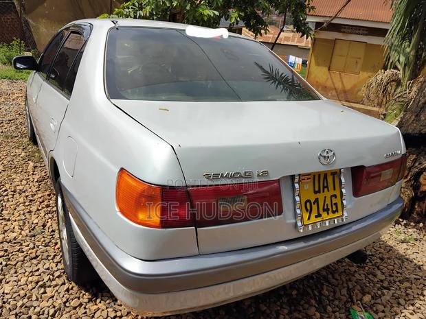 Toyota Corona Premio 2001 Silver