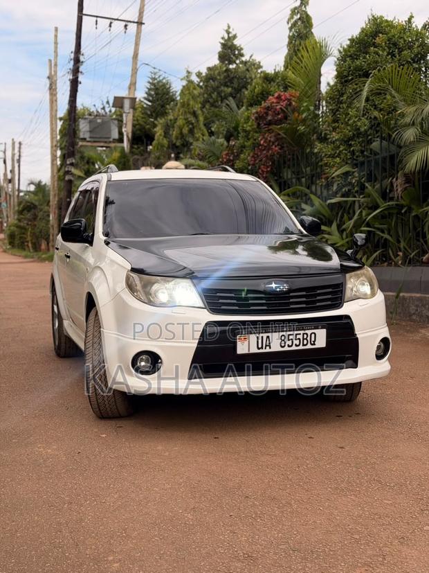 Subaru Forester 2011 White