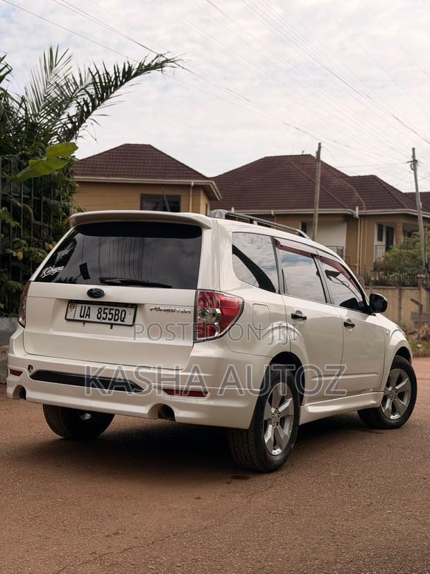 Subaru Forester 2011 White