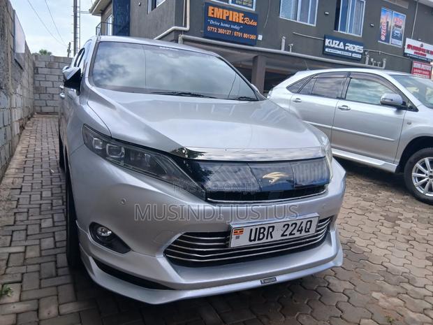 Toyota Harrier 2016 Silver