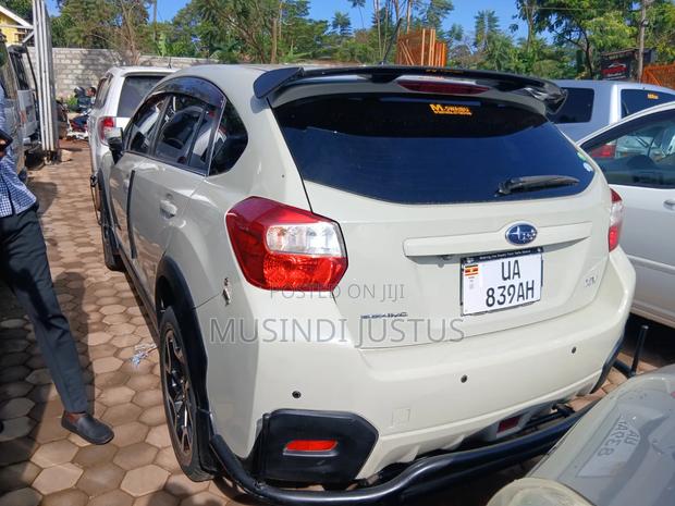 Subaru XV 2015 Green