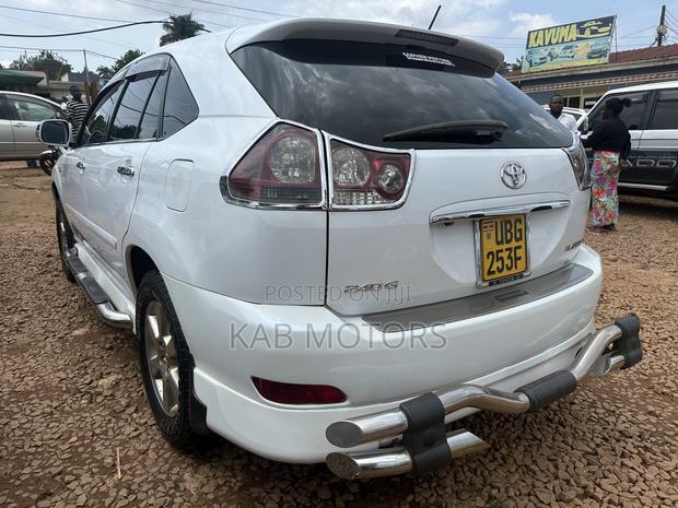 Toyota Harrier 2.4 2007 White