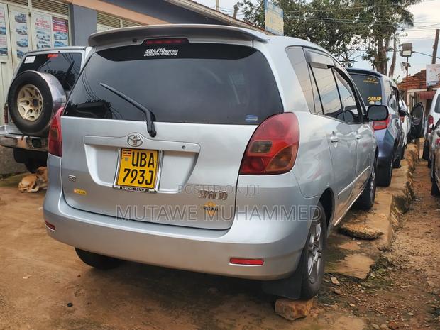 Toyota Corolla Spacio 2005 Silver