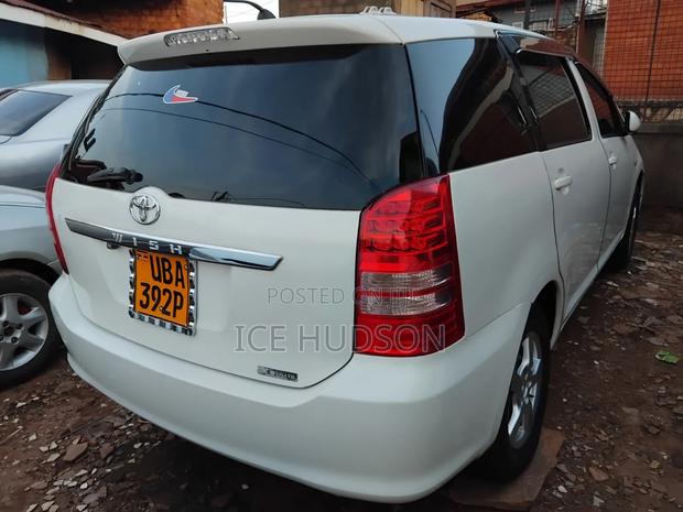 Toyota Wish 2007 White