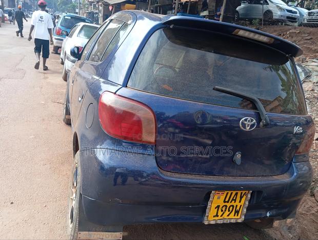 Toyota Vitz 1.3 AWD 3dr 2002 Blue
