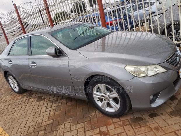 Toyota Mark X 2.5 AWD 2011 Gray