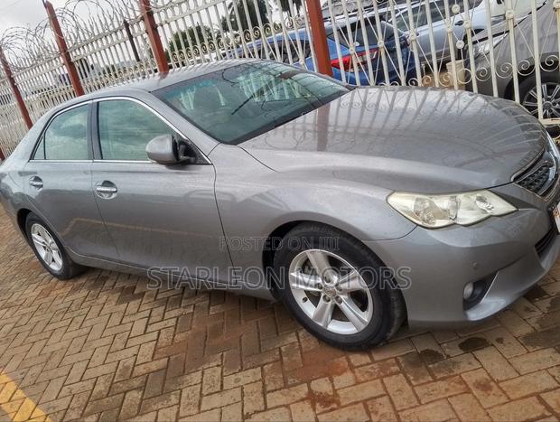 Toyota Mark X 2.5 AWD 2011 Gray
