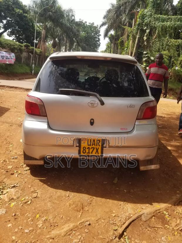 Toyota Vitz 1.0 FWD 3dr 2003 Silver