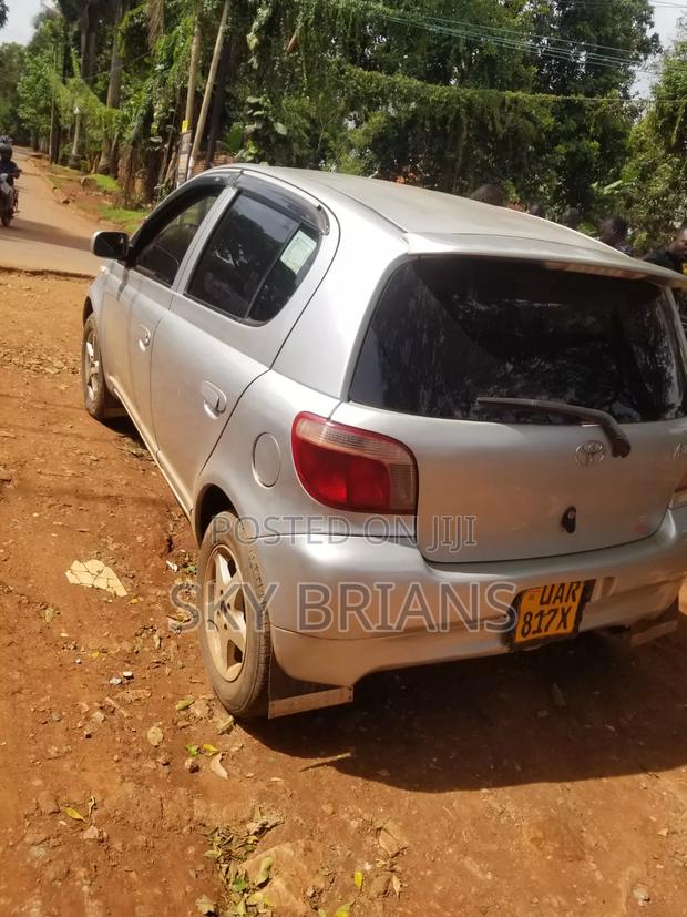 Toyota Vitz 1.0 FWD 3dr 2003 Silver